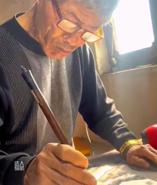 自学绘画的残疾老人李昀侠是怎么红的